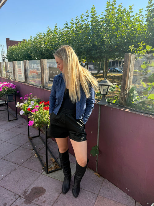 blauw jasje